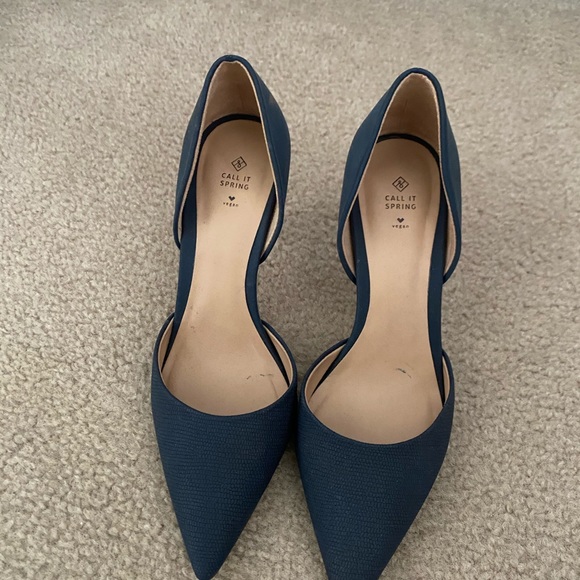 Navy heels - Picture 2 of 2